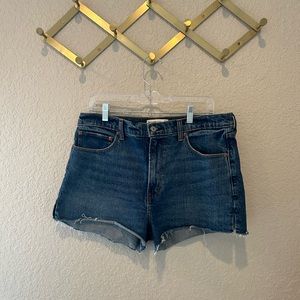 Abercrombie & Fitch Mom Shorts